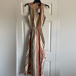 Beautiful Banana Republic Midi Dress.
